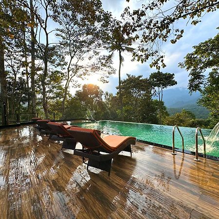 Viceroy Luxury Mountain Resort And Spa Munnar Exterior photo