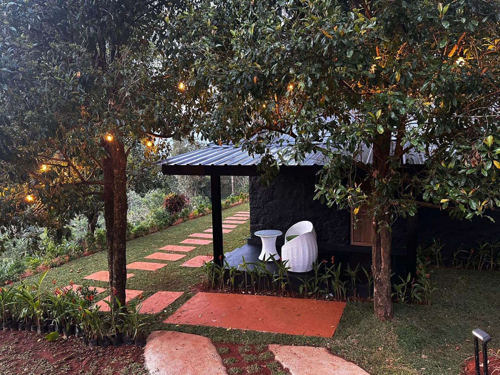 Viceroy Luxury Mountain Resort And Spa Munnar Exterior photo
